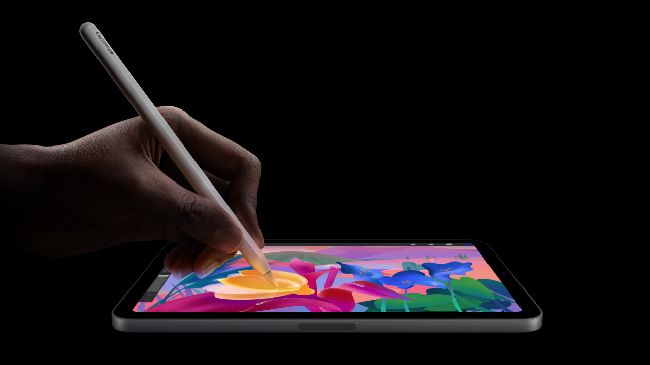 Without Apple Pencil Support, the Folding iPhone Isn’t Looking Like Much of an iPad-Killer